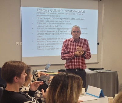 L'Equipe de Formation en Hypnose, EMDR, Thérapie Brève d'In-Dolore. L'Equipe de Formation en Hypnose, EMDR, Thérapie Brève d'In-Dolore.